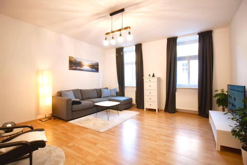 Cozy 2 Room Apartment - Enjoy Viennas Summer Vibes Luaran gambar
